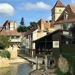 De Caractere Au Coeur Du Centre Avec Tres Belle Terrasse アパート