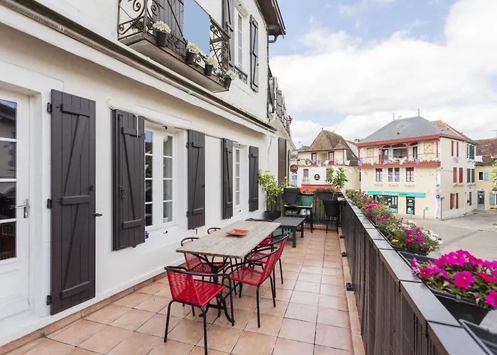 Apartment De Caractere Au Coeur Du Centre Avec Tres Belle Terrasse